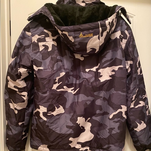 MOERDENG Women’s Waterproof Ski Jacket - Picture 3 of 4